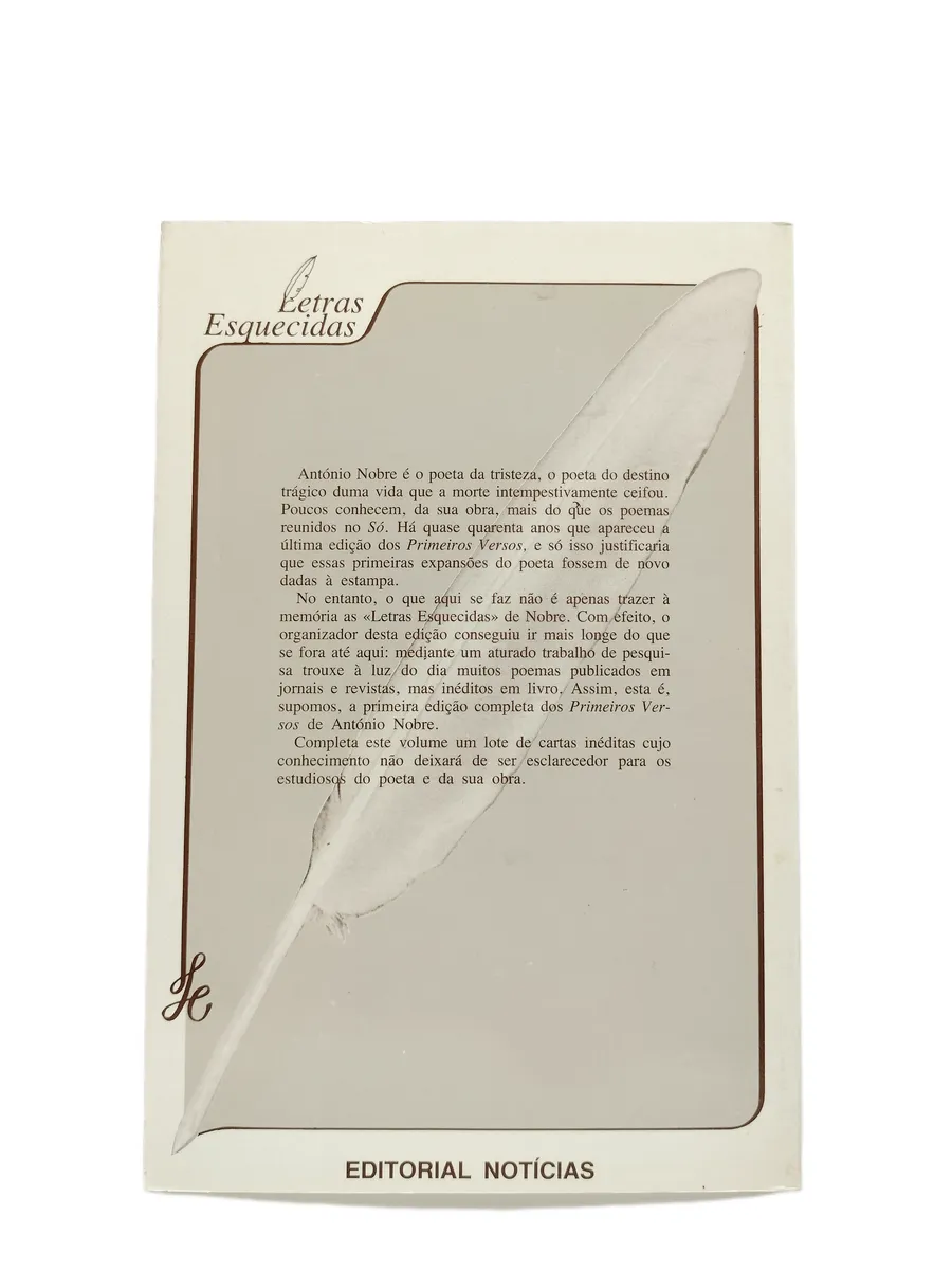 primeiros versos e cartas ineditas antonio nobre contracapa Contracapa do livro Primeiros Versos e Cartas Inéditas, de António Nobre.