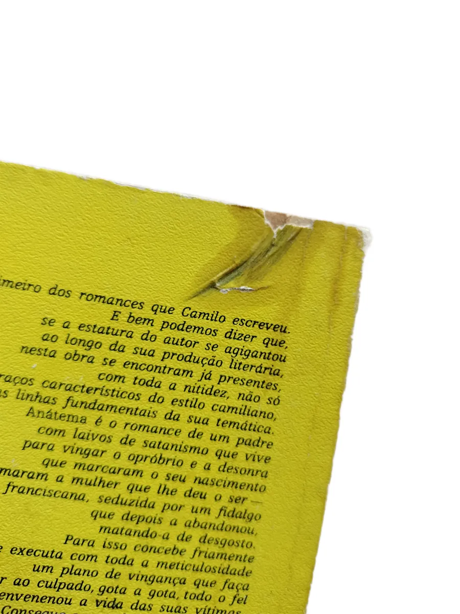 anatema camilo castelo branco pormenor da contracapa Pormenor da contracapa do livro Anátema de Camilo Castelo Branco.