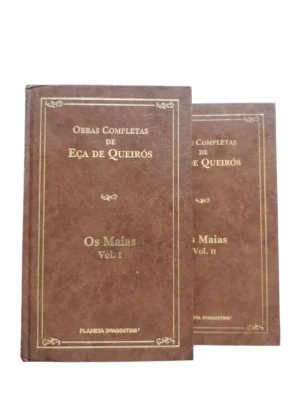 Capas dos livros Os Maias I e II de Eça de Queirós.