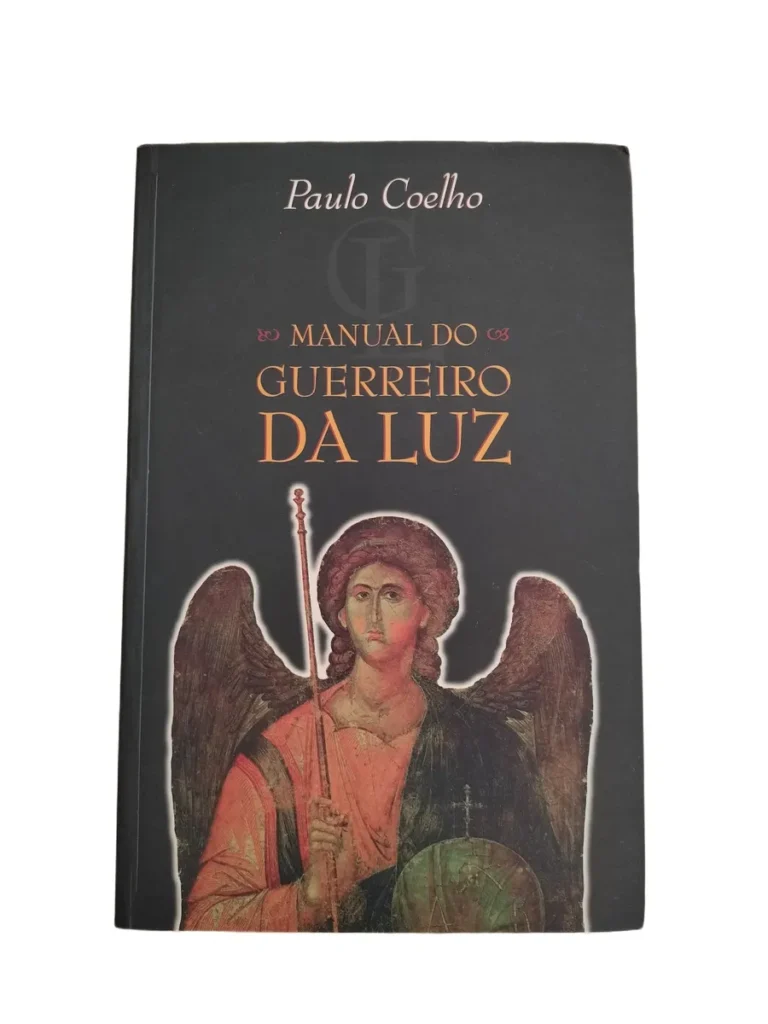 Capa do livro Manual do Guerreiro da Luz de Paulo Coelho.